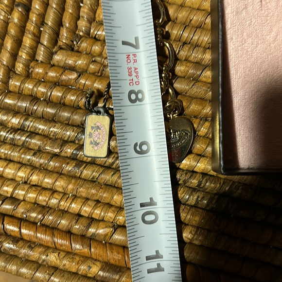Juicy Couture Gold Heart Charm Necklace BN - Picture 5 of 6